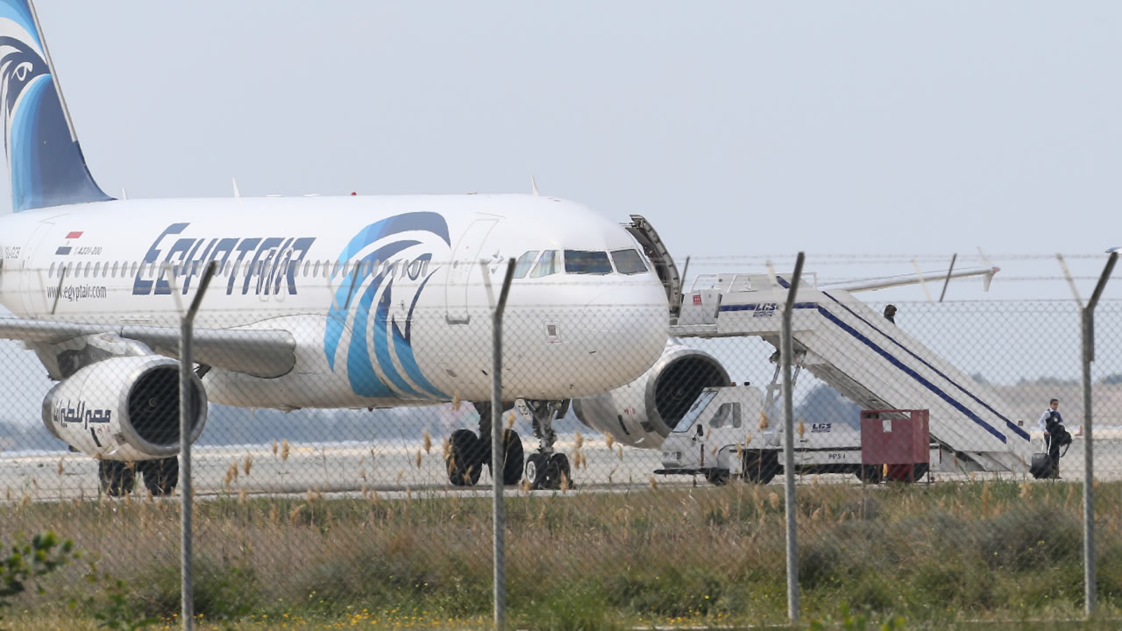 Cyprus court orders Egyptian hijack suspect held for 8 days ABC7 New York